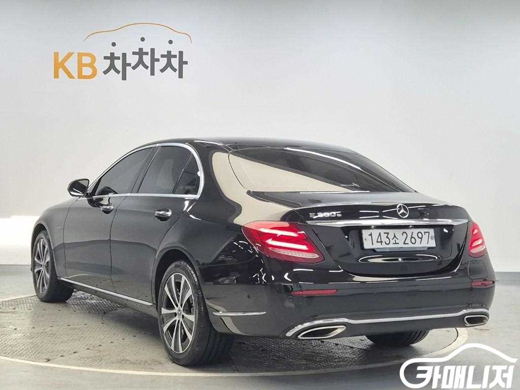 벤츠 E-클래스 W213 E300e 익스클루시브 썸네일 2