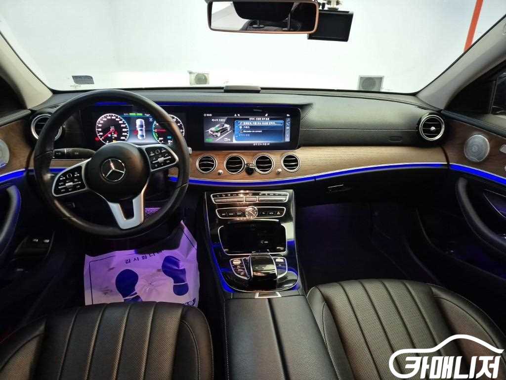 벤츠 E-클래스 W213 E300e 익스클루시브 썸네일 7