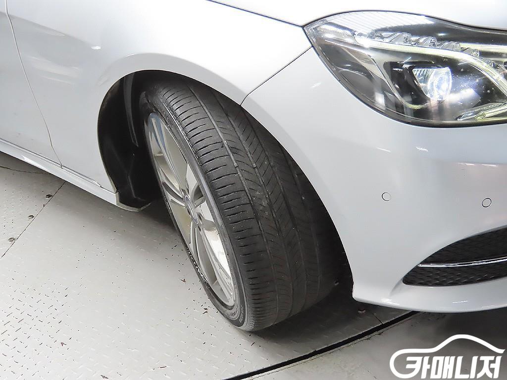 벤츠 E-클래스 W212 E300 아방가르드 썸네일 5