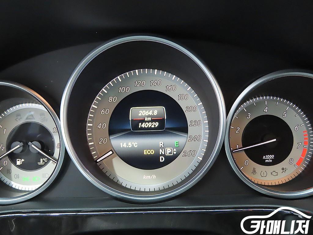 벤츠 E-클래스 W212 E300 아방가르드 썸네일 6