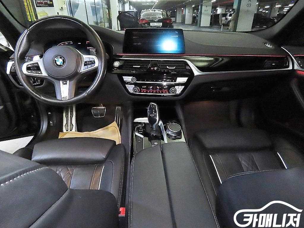BMW 5시리즈 (G30) 520d xDrive M 스포츠 플러스 썸네일 10