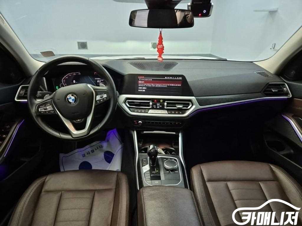 BMW 3시리즈 (G20) 320i 럭셔리 썸네일 7