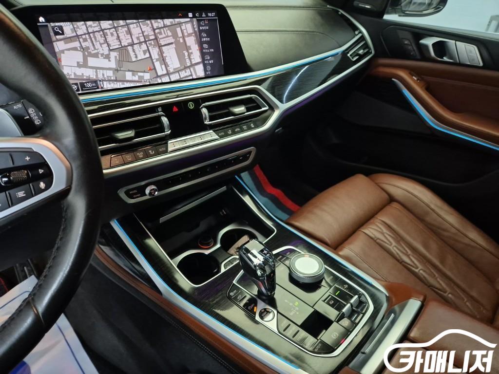 BMW X7 (G07) xDrive 40i M 스포츠 썸네일 12