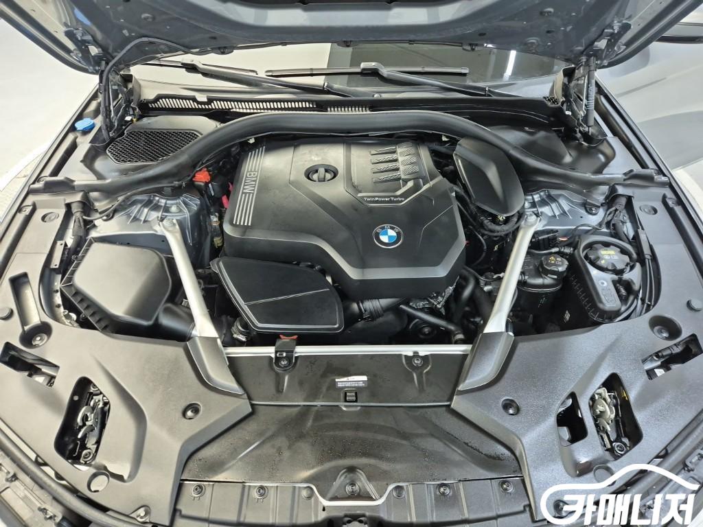 BMW 5시리즈 (G30) 520i 럭셔리 썸네일 5