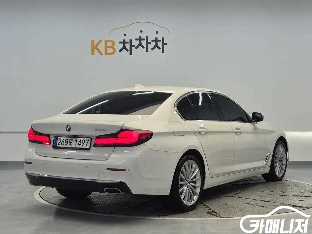 BMW 5시리즈 (G30) 530i 럭셔리 썸네일 3