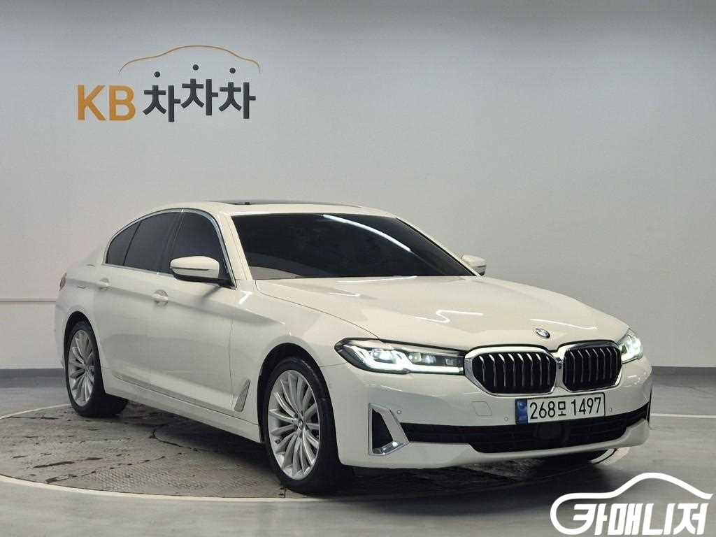 BMW 5시리즈 (G30) 530i 럭셔리 썸네일 4
