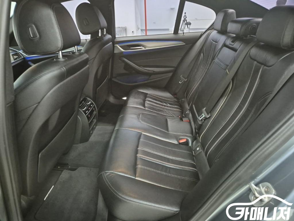 BMW 5시리즈 (G30) 530i M 스포츠 썸네일 12