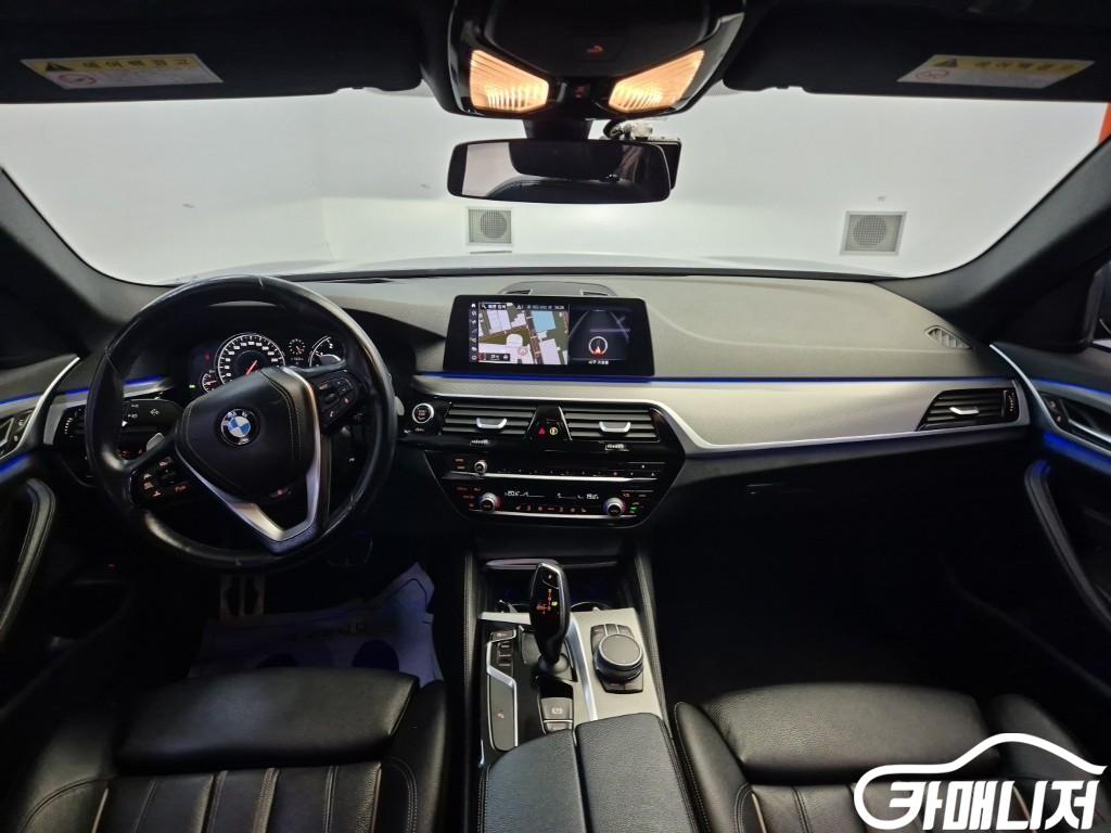 BMW 5시리즈 (G30) 530i M 스포츠 썸네일 7