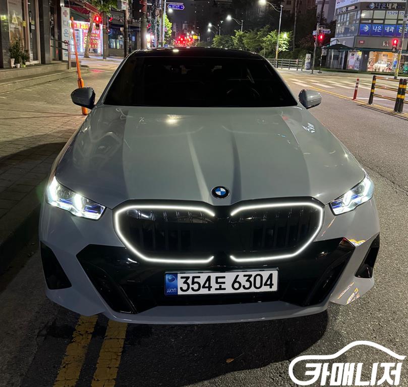 BMW 5시리즈 (G60) 520i