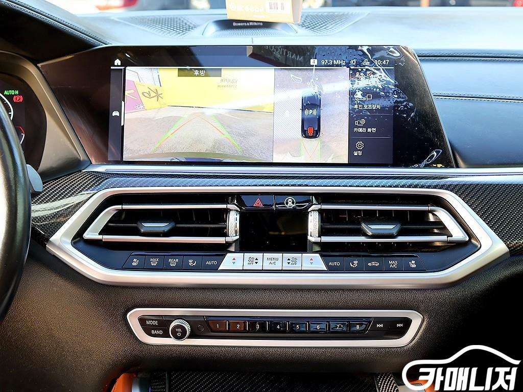 BMW X6 (G06) M50i 썸네일 8