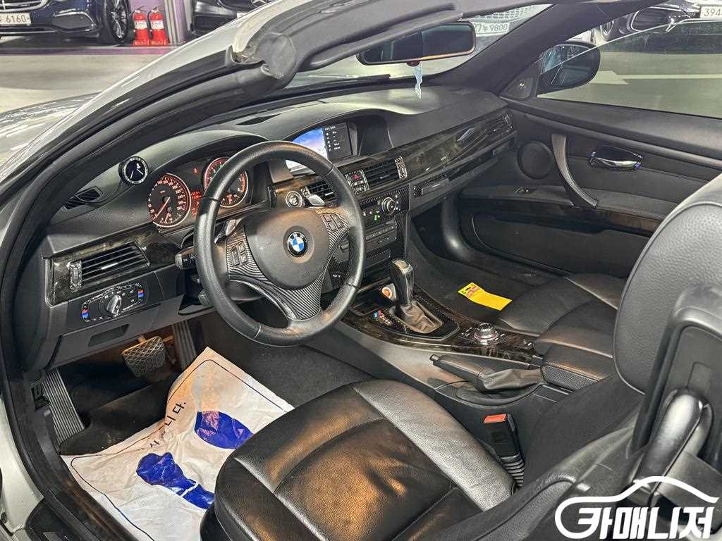 BMW 3시리즈 (E90) 328i 컨버터블 썸네일 7