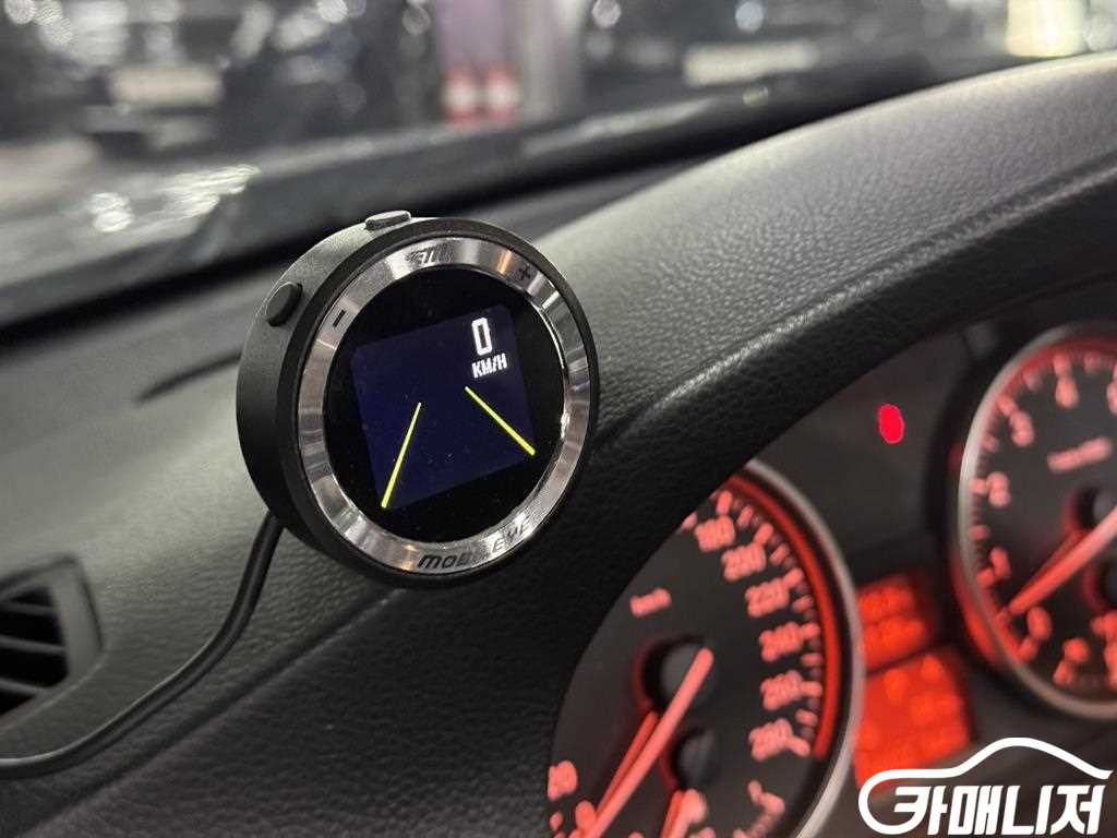 BMW 3시리즈 (E90) 328i 컨버터블 썸네일 9