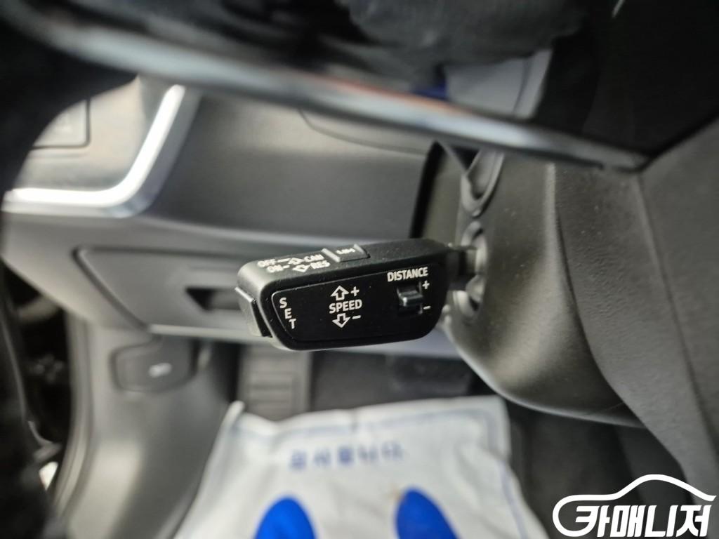 아우디 A6 (C8) 45 TFSI 콰트로 프리미엄 썸네일 11