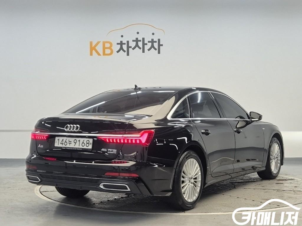 아우디 A6 (C8) 45 TFSI 콰트로 프리미엄 썸네일 4