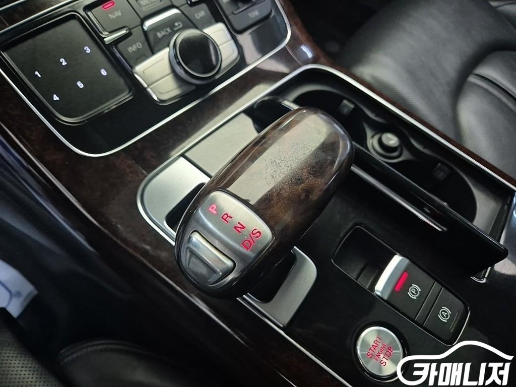 아우디 뉴A8 4.0 TFSI 콰트로 LWB 썸네일 8