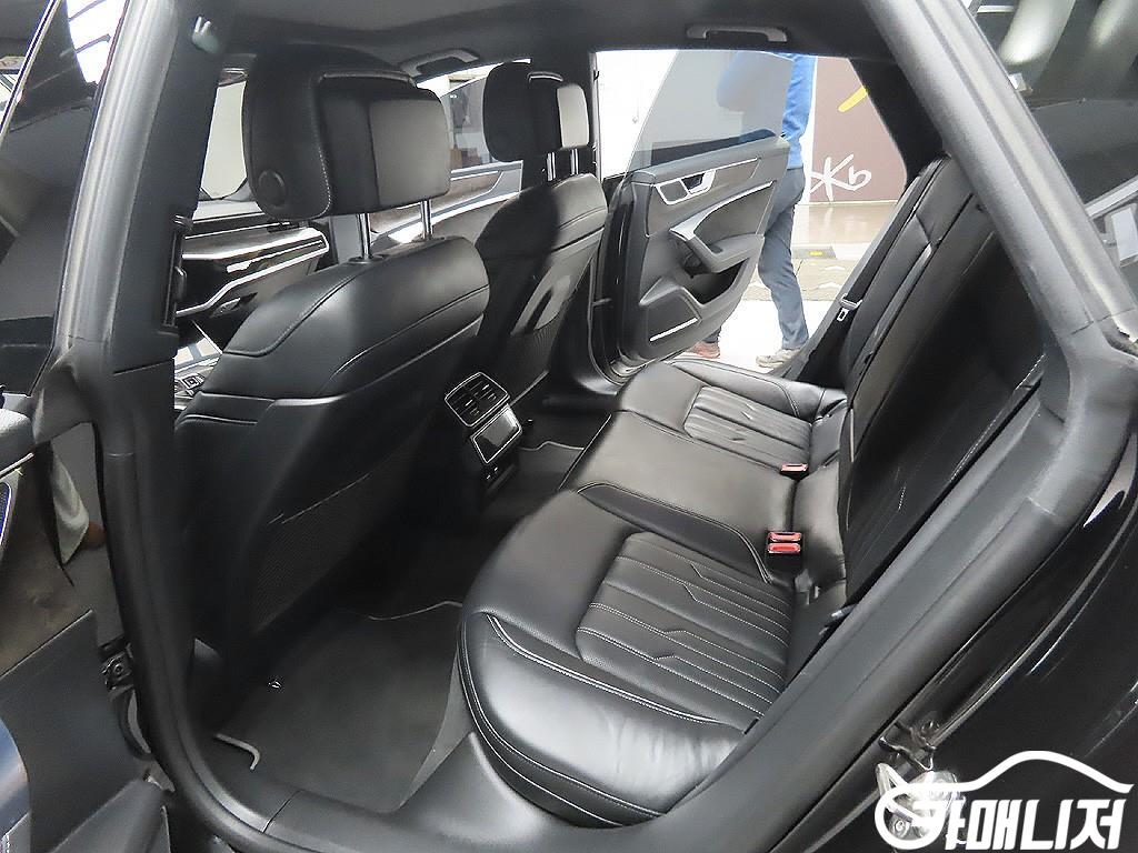 아우디 A7 (4K) 55 TFSI 콰트로 프리미엄 썸네일 9